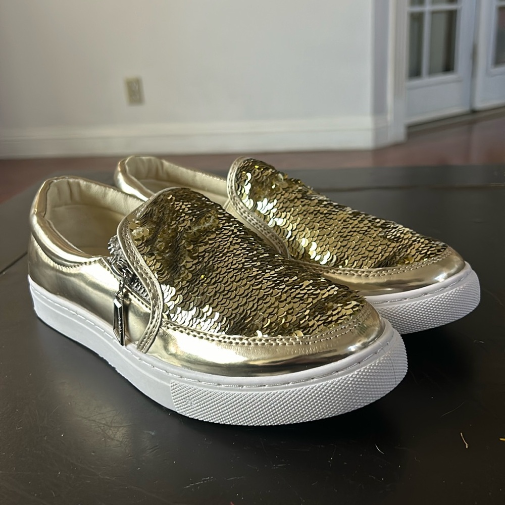Via Pinky Collection Slip-On Sneakers